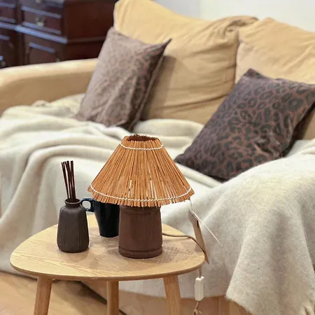 Apartment Downtown 2 Minutes By Walk To Center And Metro-direct To Airpot T4